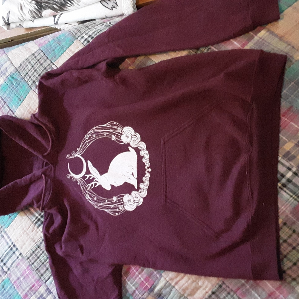 Gildan jackalope sweatshirt